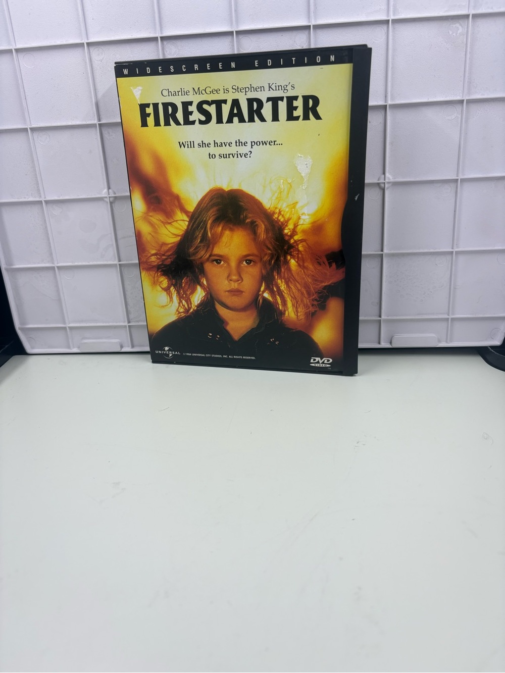 Firestarter (Widescreen Edition) DVD - Yellow & Black Cover
